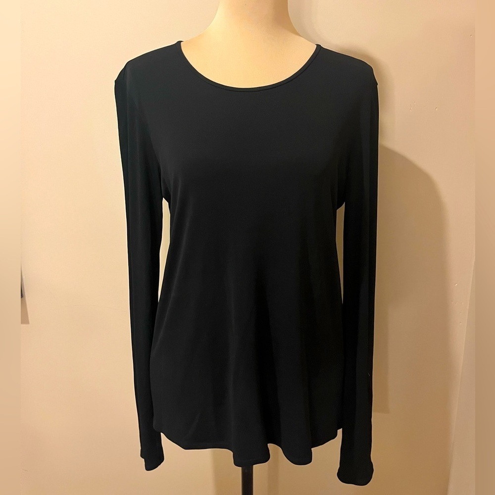 Eileen Fisher 100% Silk Black Long Sleeve Crew Top, size M **Capsule Wardrobe**
